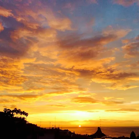 Belvedere Faraglioni Aci Castello