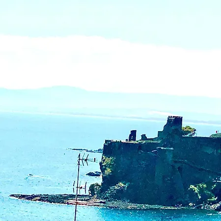 Belvedere Faraglioni Aci Castello